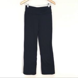 Lululemon‎ Astro Solid Black Yoga Pants Women’s Size 6